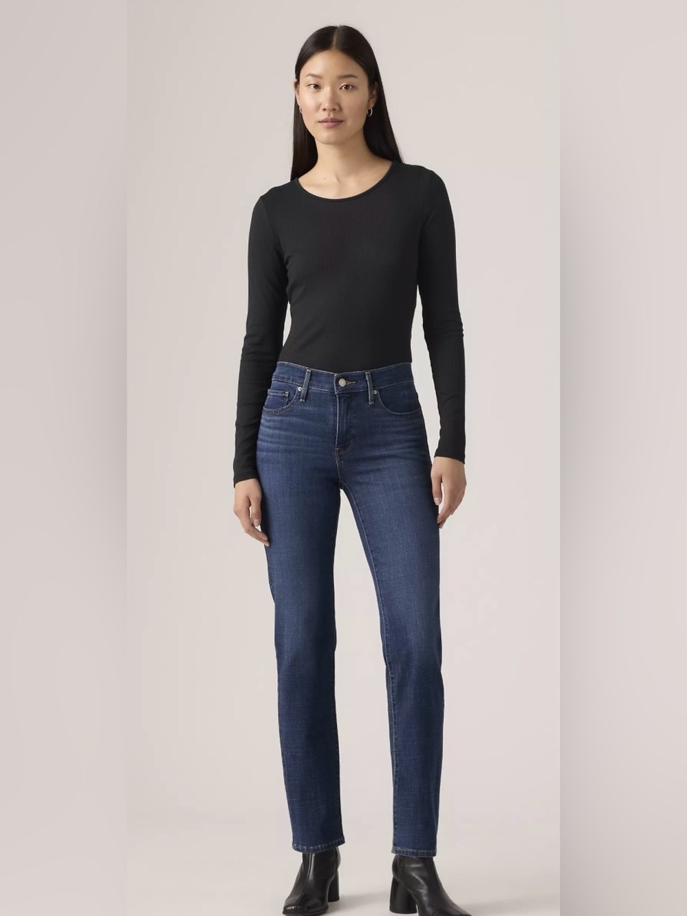 Levi's 314 Shaping Straight Women’s Jeans | Dark Wash | Size 33 (W33, L32)